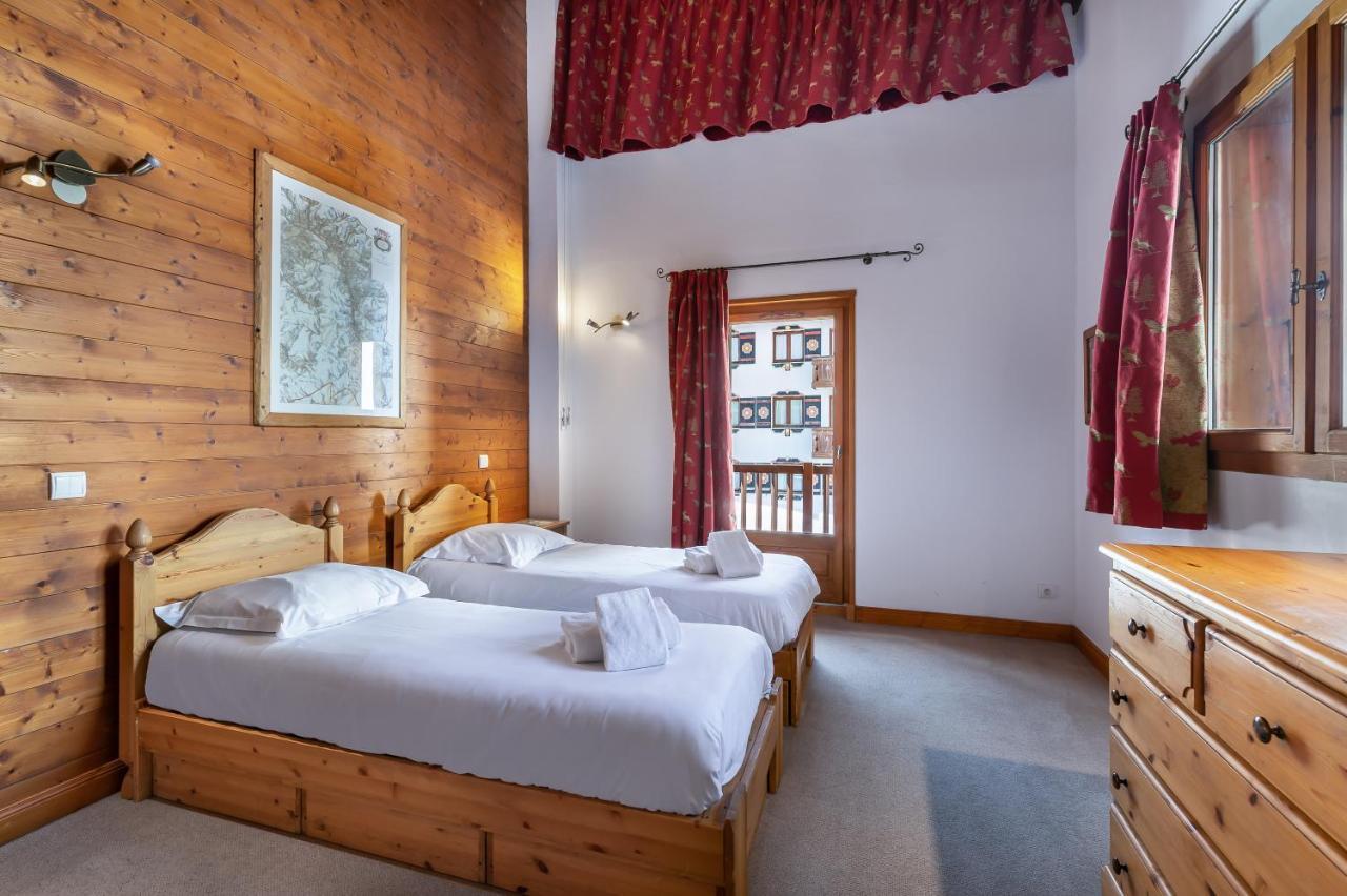 Les Suites Du Val Claret By Explorhome ทีนเญอ ภายนอก รูปภาพ