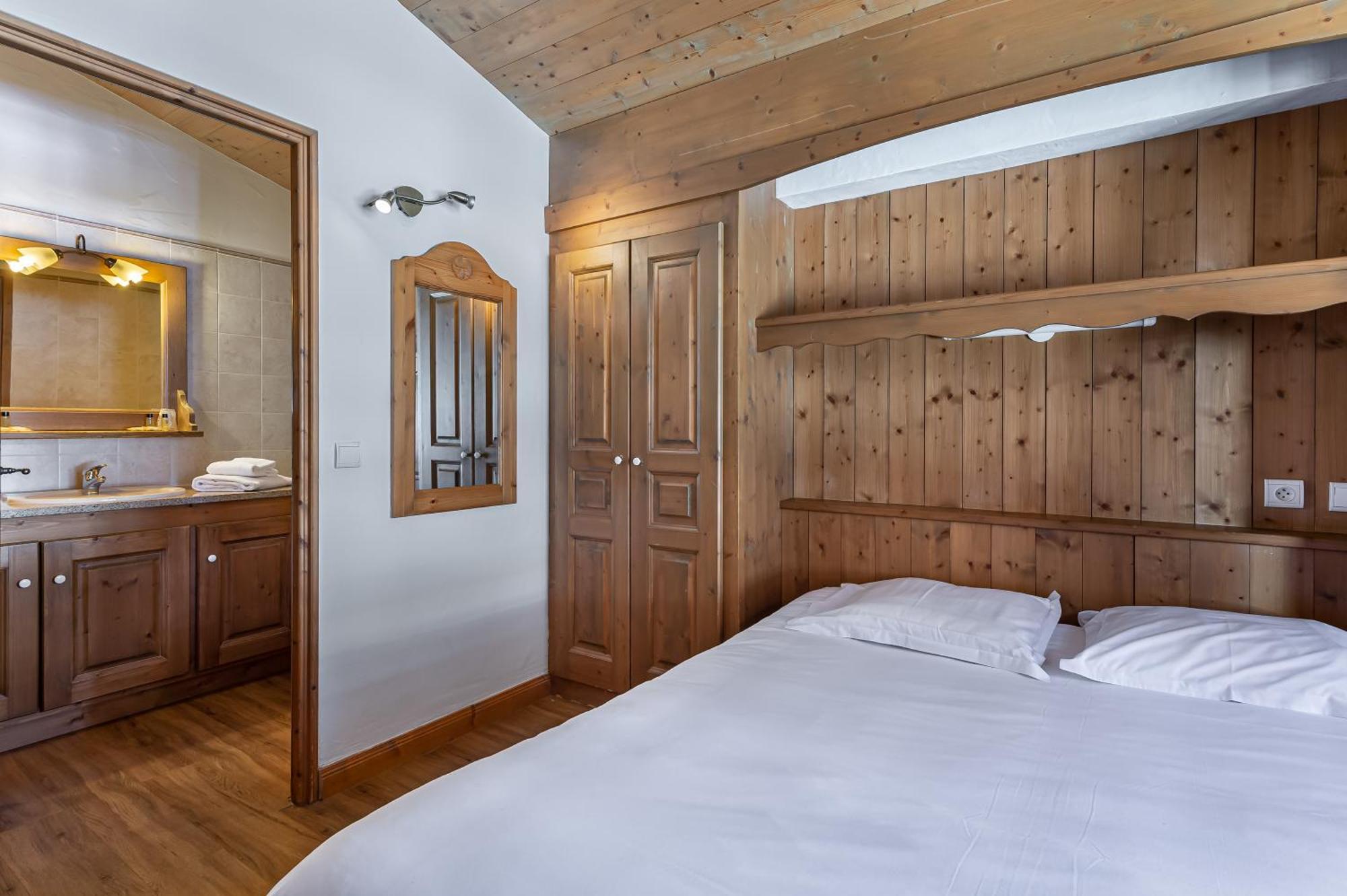 Les Suites Du Val Claret By Explorhome ทีนเญอ ห้อง รูปภาพ