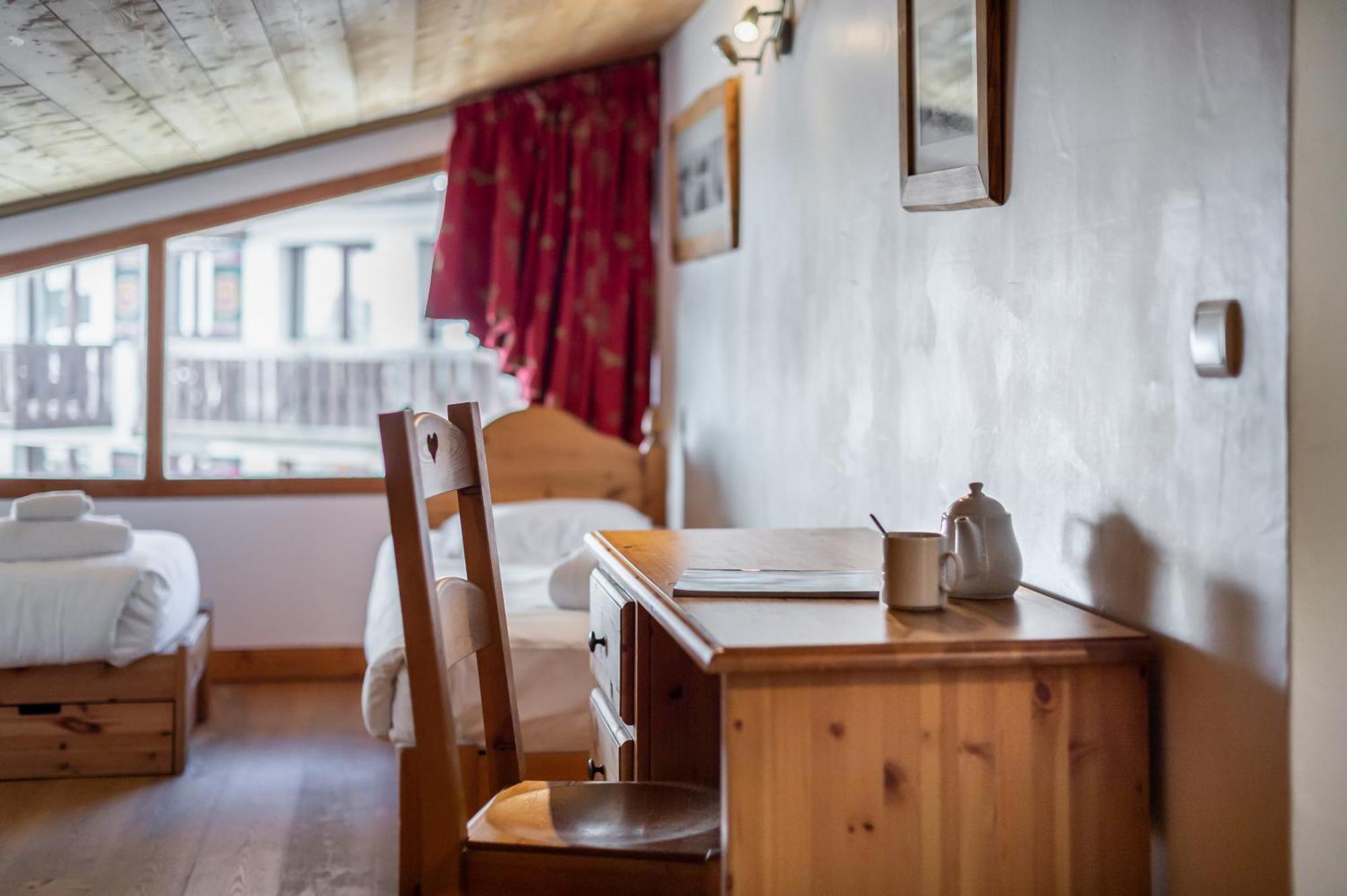 Les Suites Du Val Claret By Explorhome ทีนเญอ ห้อง รูปภาพ
