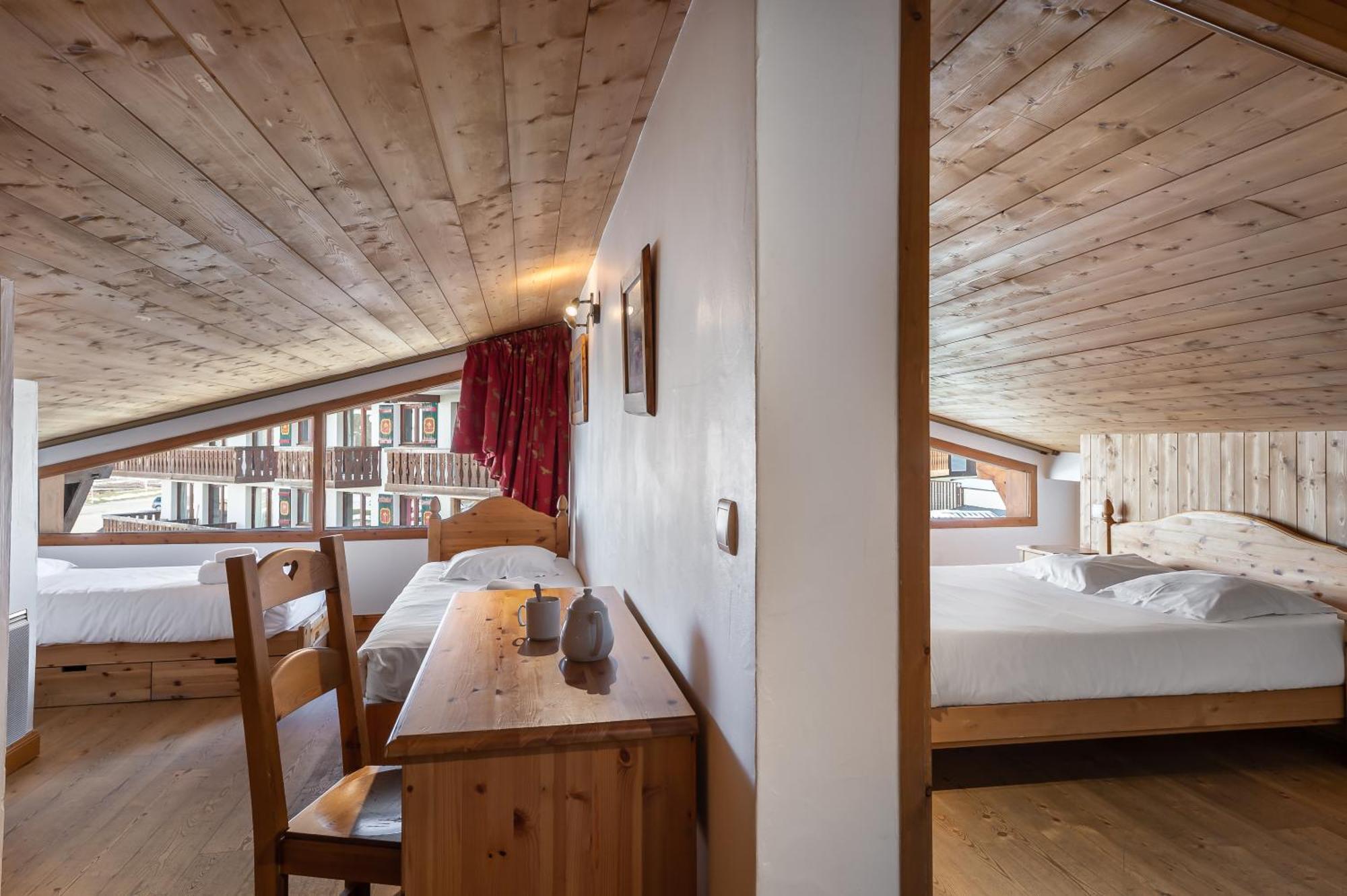 Les Suites Du Val Claret By Explorhome ทีนเญอ ห้อง รูปภาพ